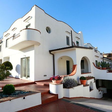 L'Ippocampo Guest House Sabaudia Dış mekan fotoğraf