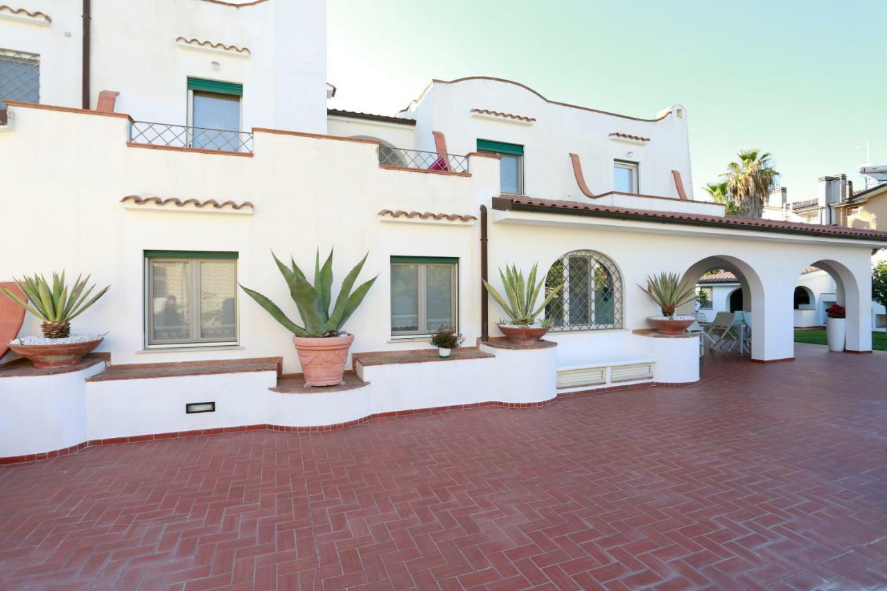 L'Ippocampo Guest House Sabaudia Dış mekan fotoğraf