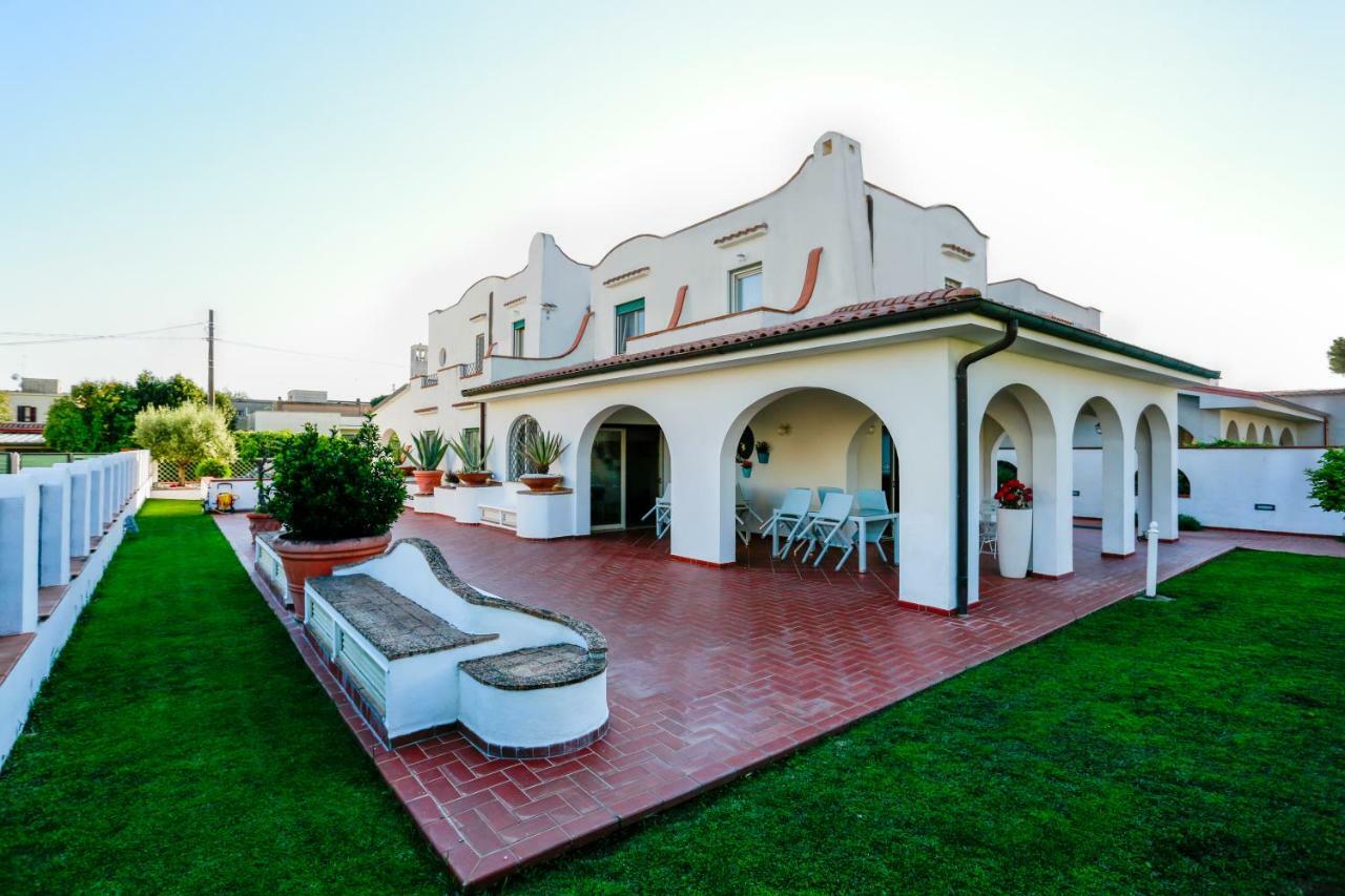 L'Ippocampo Guest House Sabaudia Dış mekan fotoğraf