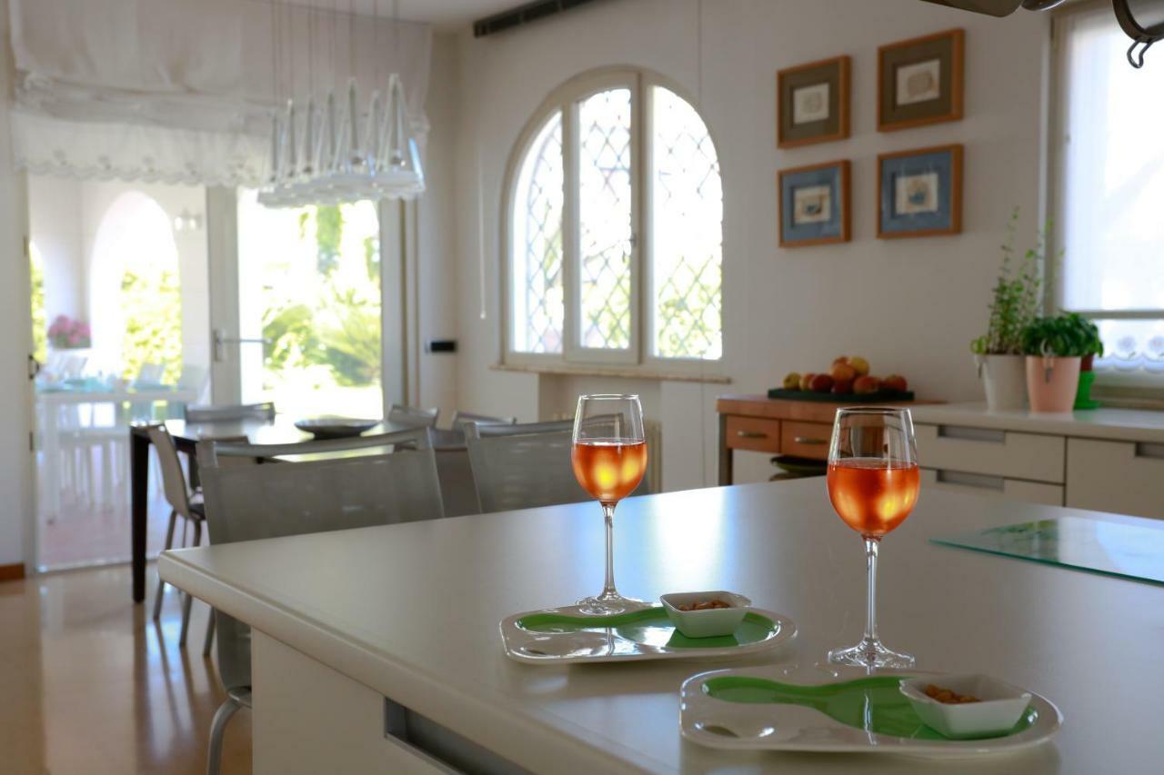 L'Ippocampo Guest House Sabaudia Dış mekan fotoğraf