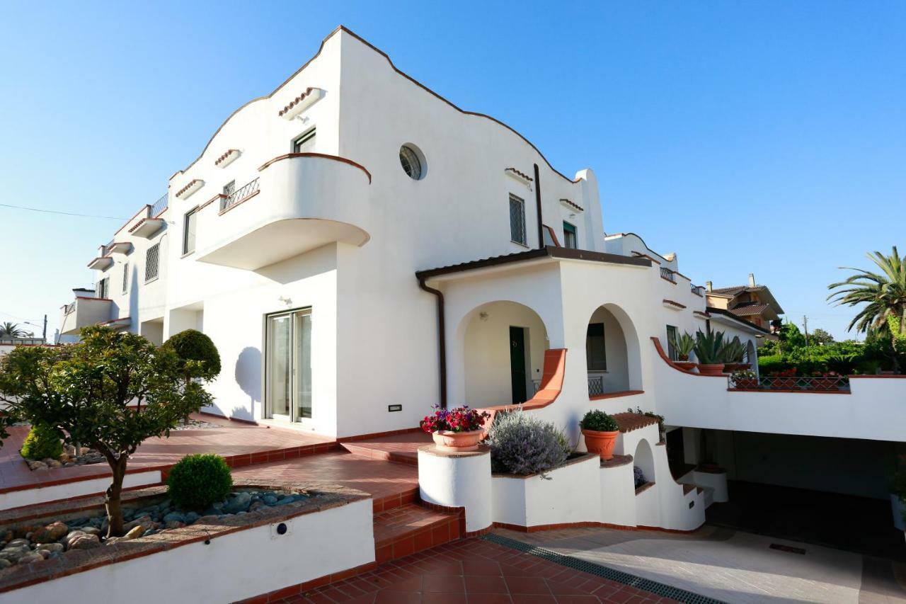 L'Ippocampo Guest House Sabaudia Dış mekan fotoğraf