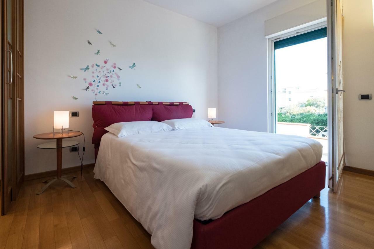 L'Ippocampo Guest House Sabaudia Dış mekan fotoğraf