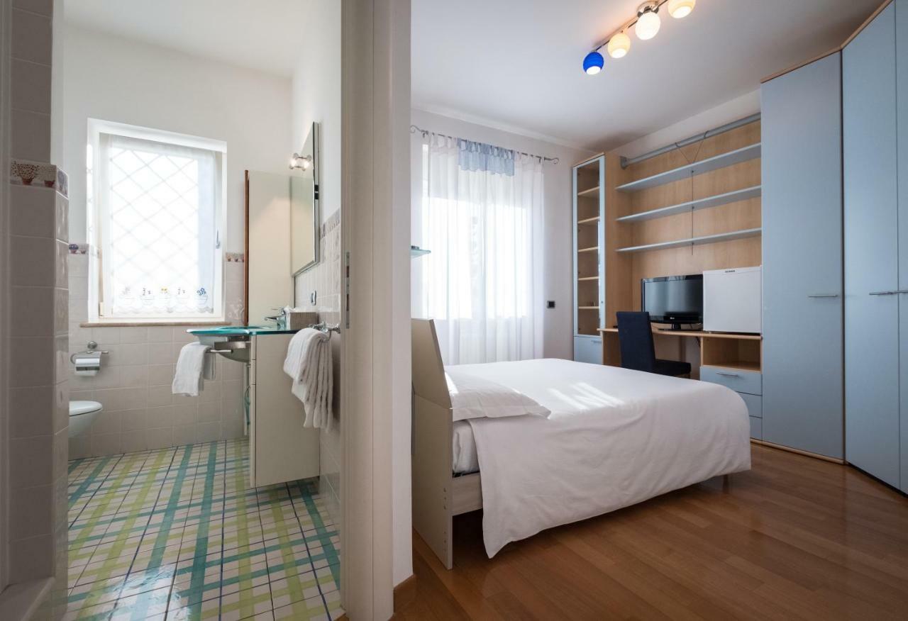 L'Ippocampo Guest House Sabaudia Dış mekan fotoğraf