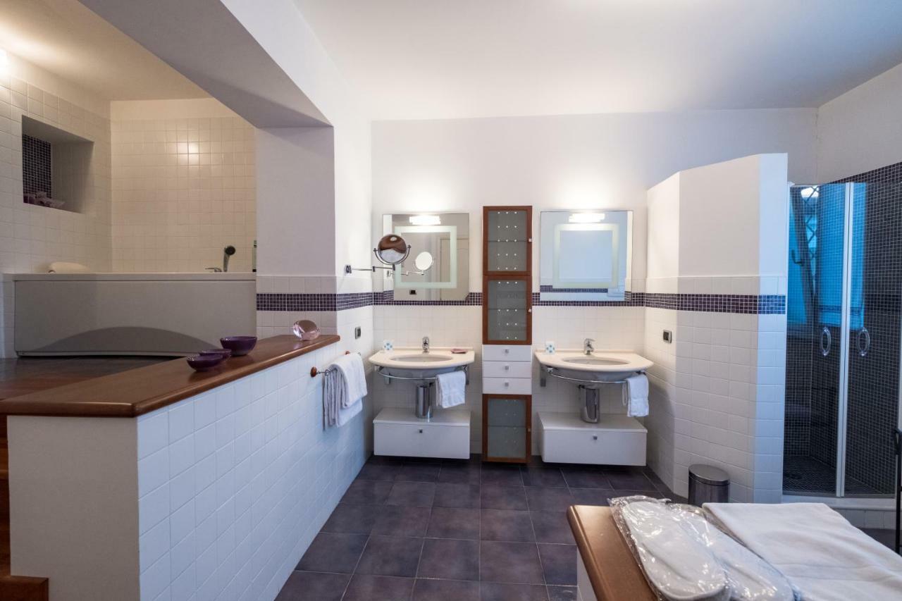 L'Ippocampo Guest House Sabaudia Dış mekan fotoğraf