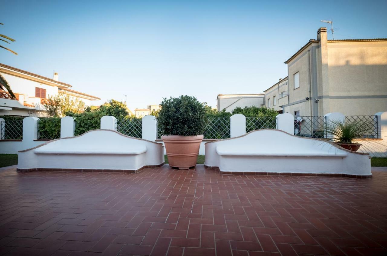 L'Ippocampo Guest House Sabaudia Dış mekan fotoğraf